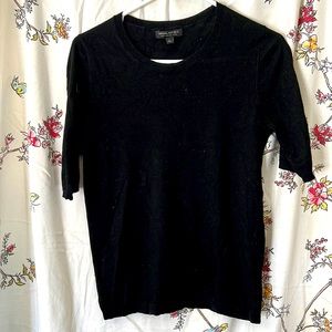 Merino wool, black fitted top